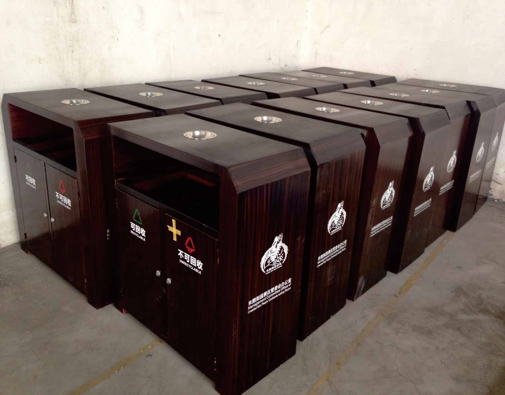 汉中朱鹮梨园4A级景区垃圾箱制作